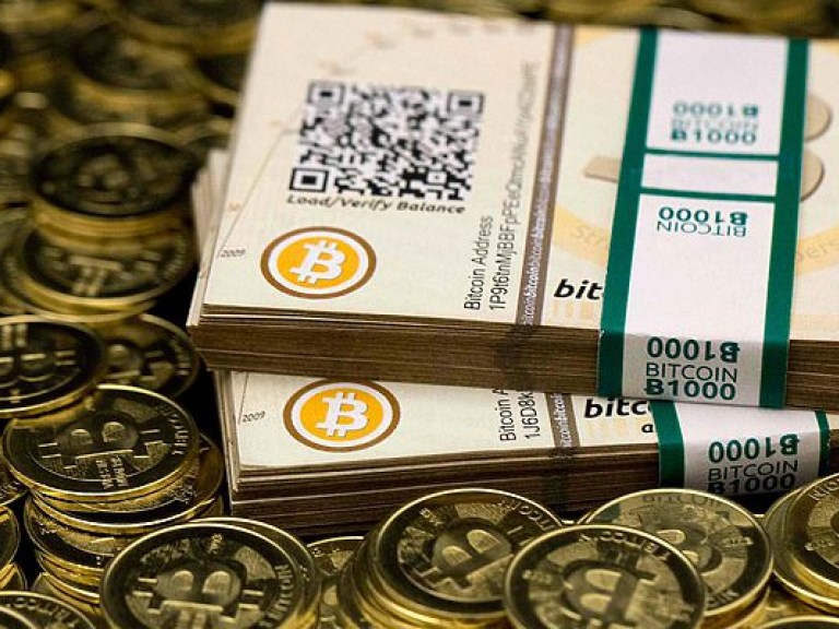 В НБУ разошлись во мнении относительно Bitcoin