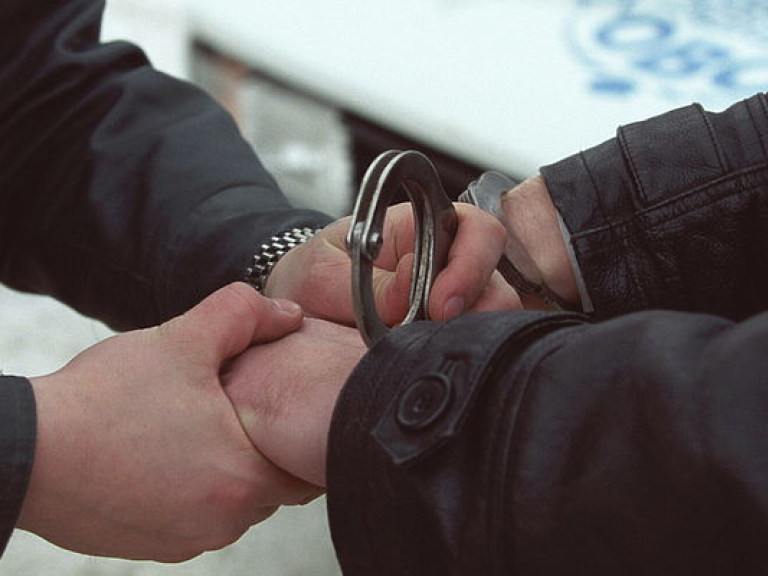 В Одессе драка полицейского и иностранца в парикмахерской закончилась стрельбой (ВИДЕО)