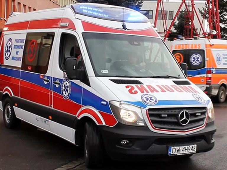 В Польше 28 человек пострадали в результате столкновения поездов (ФОТО)