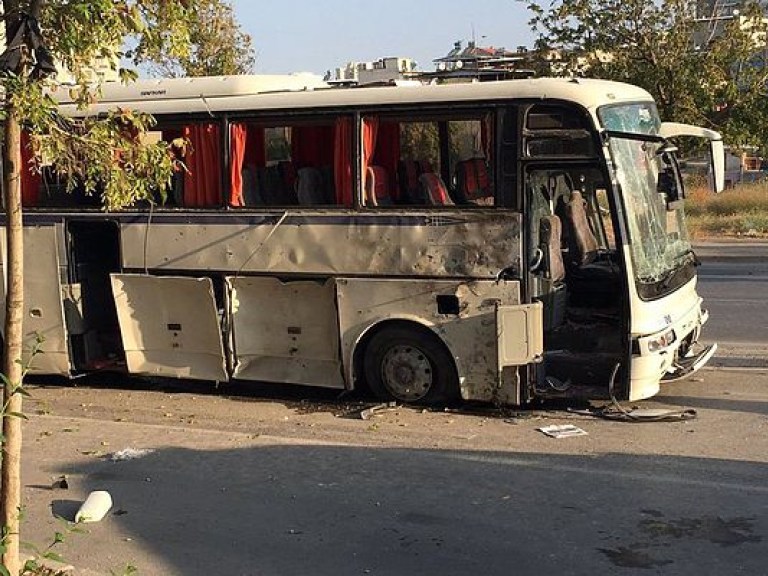 В Турции прогремел взрыв в пассажирском автобусе (ФОТО)