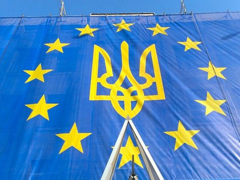 У США и ЕС нет денег для Украины, предусмотренных «планом Маршала» &#8212; эксперт