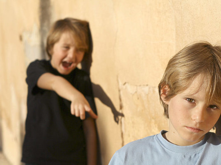 Психолог: Каждый третий ребенок сталкивается с травлей в школе
