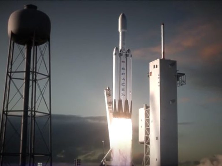 SpaceX завершила огневые испытания первой ступени сверхтяжелой ракеты Falcon Heavy
