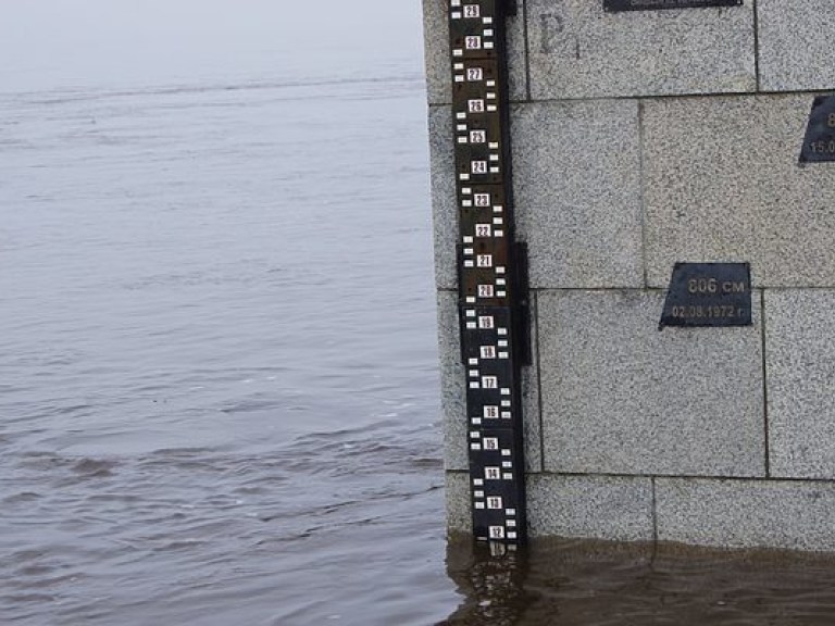 ГСЧС предупреждает о повышении уровня воды в реках на западе Украины