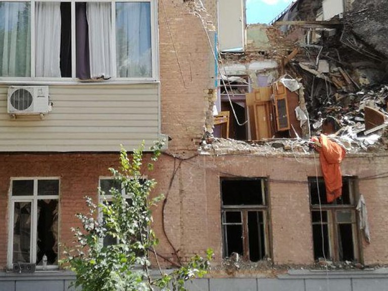 Взрыв дома на Голосеево: 50 жильцов остаются без крыши над головой