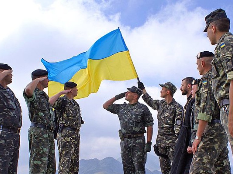 В Балаклее военные обстреляли самолет