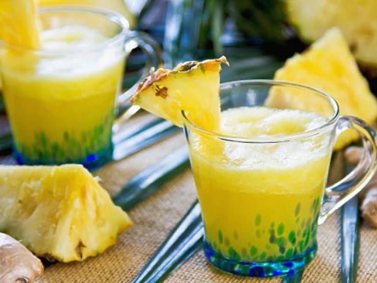 Диетолог рассказал, как приготовить полезный ананасовый квас  в домашних условиях