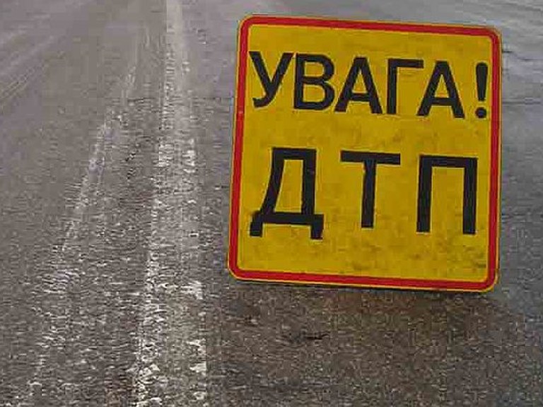В Николаевской области грузовик MAN провалился на мосту (ФОТО)