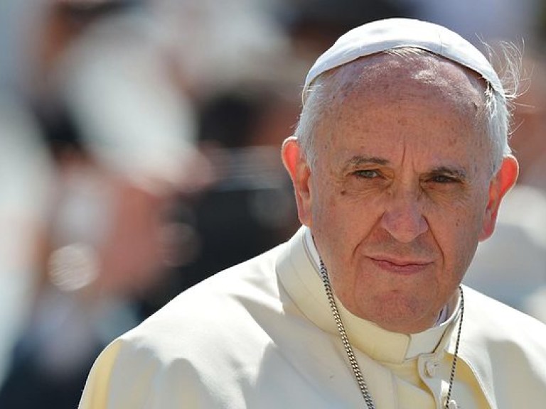 Папа Римский травмировался в Колумбии