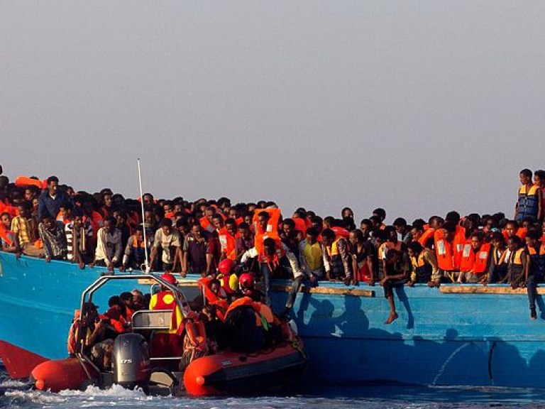 Более трех сотен мигрантов спасены у берегов Кипра (ФОТО)