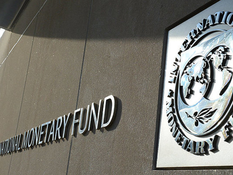 За «помощь» МВФ Украина заплатила почти 3 миллиарда долларов за все годы сотрудничества – экономист