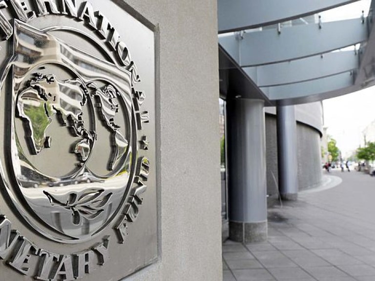 Миссия МВФ засомневалась в дееспособности правительства и  Рады – политолог