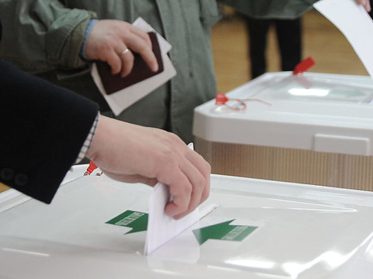 Порошенко будет вынужден согласиться на досрочные выборы в парламент – эксперт