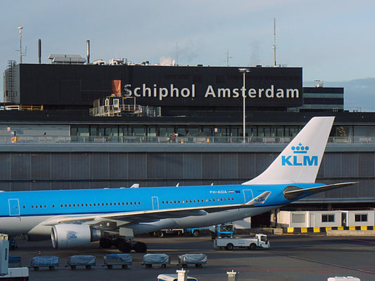 В Амстердаме из-за ветра отменили десятки авиарейсов