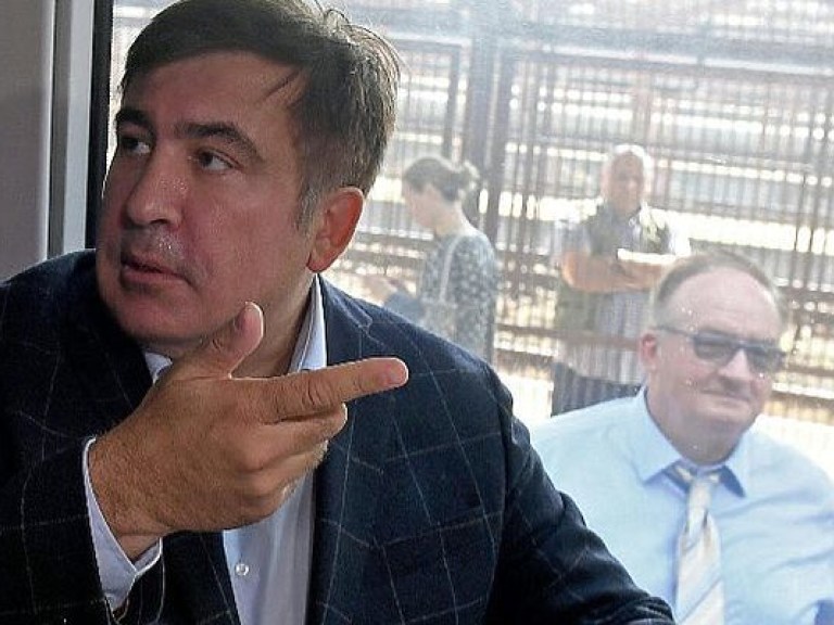 Кортеж Саакашвили остановила полиция (ВИДЕО)
