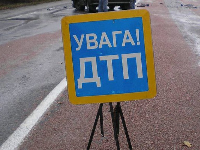 В Одесской области пьяный водитель BMW врезался в автобус, пострадали семь пассажиров (ФОТО)