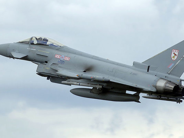 Катар закупит у Великобритании 24 истребителя Typhoon