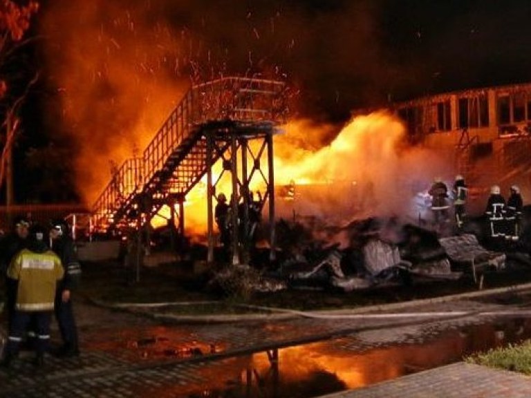 Эксперт назвал возможные причины возгорания в детском лагере Одессы