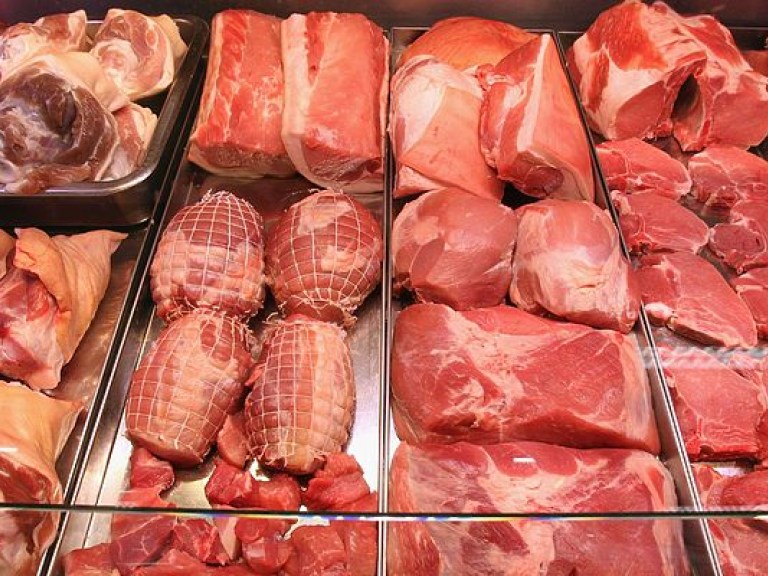 Украинцы стали есть меньше мяса &#8212; исследование