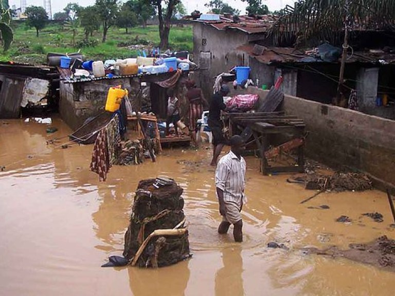В Конго в результате наводнения погибли 10 человек, десятки пропали без вести