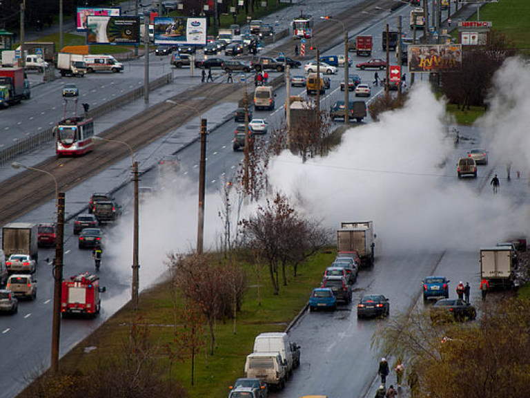 Эксперт: Зимой возникнет реальная угроза прорыва старых киевских теплотрасс