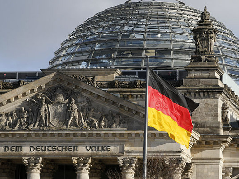 В Германии завершилось голосование на парламентских выборах, оглашены экзит-поллы