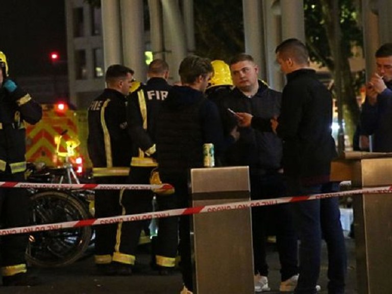 В Лондоне распылили химическое вещество в торговом центре, пострадали шесть человек (ФОТО)