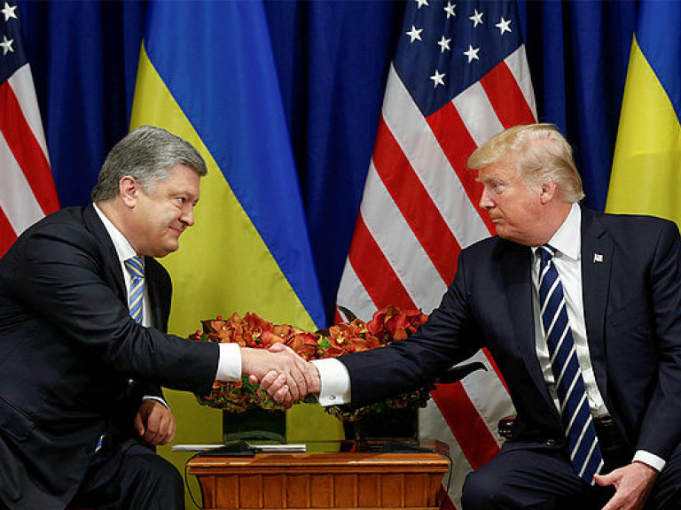 Встреча с Трампом была продуктивной для Порошенко, но не для Украины – эксперт