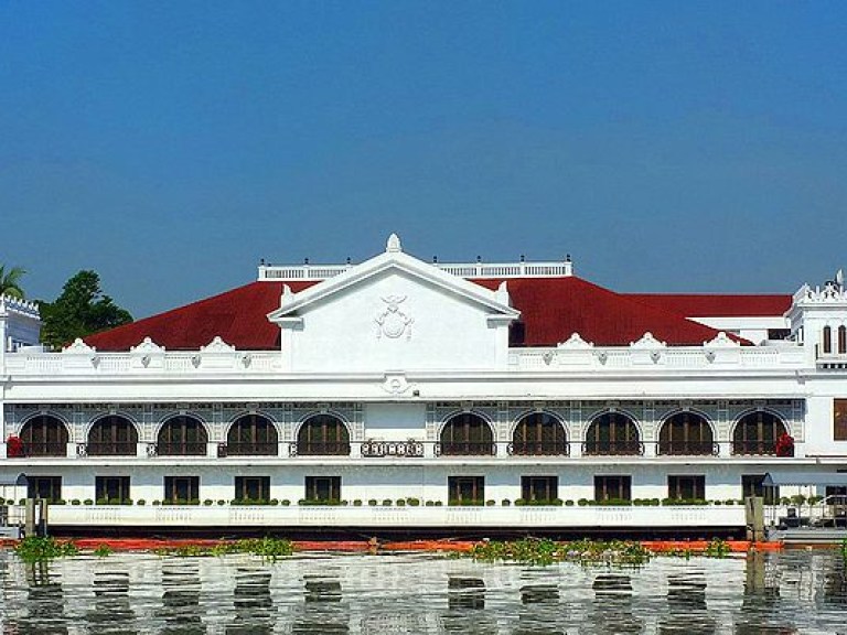 Возле дворца президента Филиппин произошла стрельба