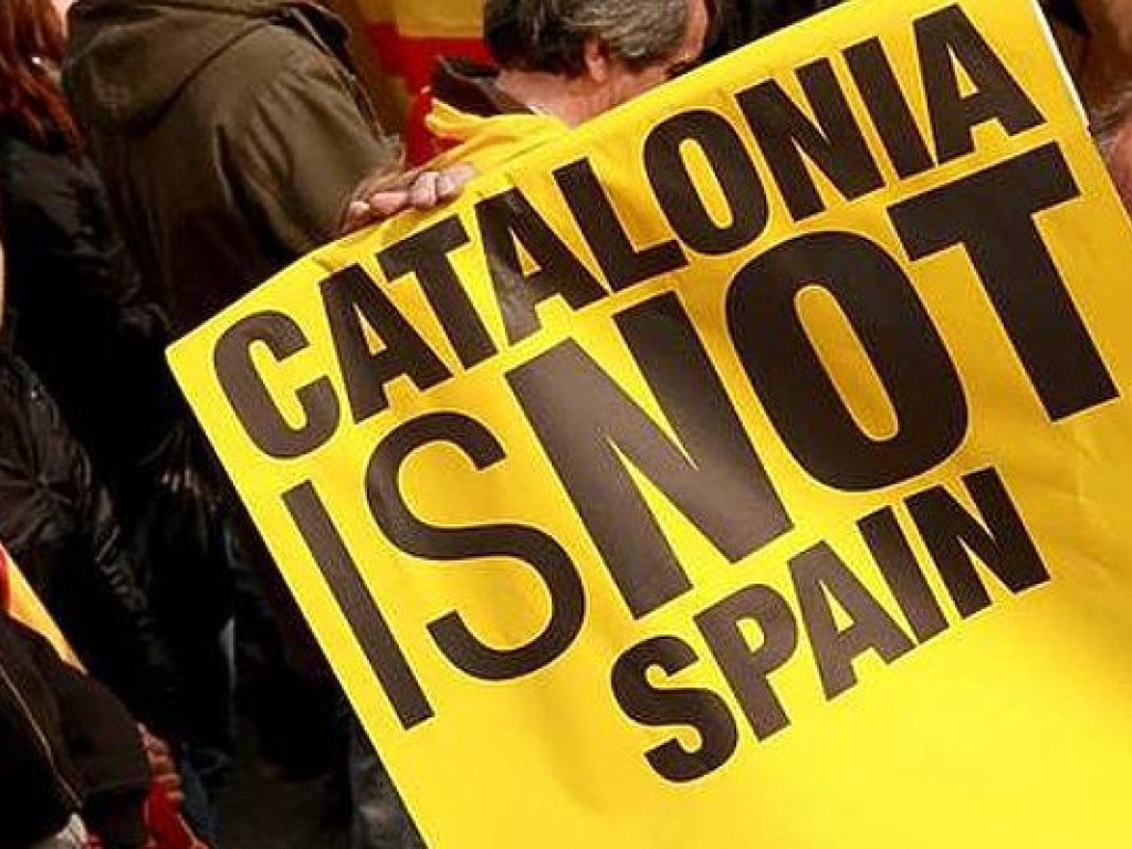 Срыв референдума о статусе Каталонии грозит Мадриду политическим кризисом – европейский эксперт