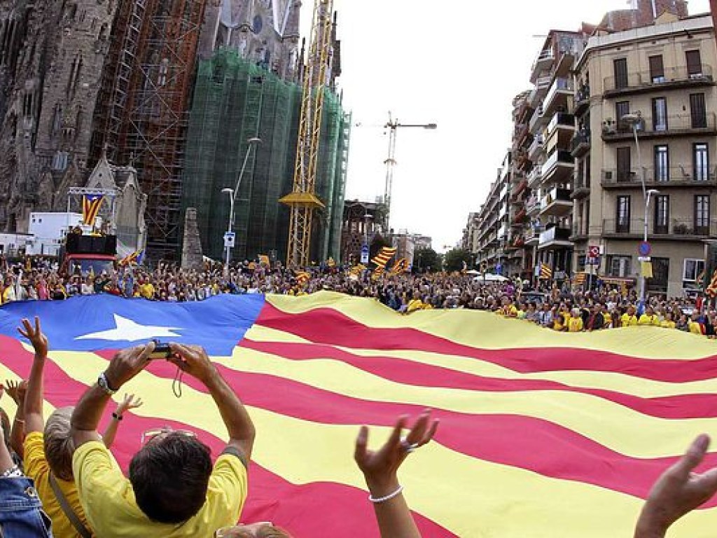 Мадрид намерен помешать референдуму в Каталонии