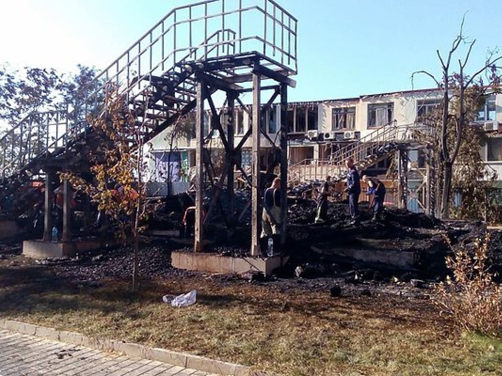 По делу о пожаре в одесском лагере &#171;Виктория&#187; назначили более 20 экспертиз и допросили 90 человек