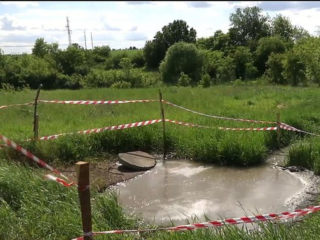 В Тернопольской области нечистоты затопили село