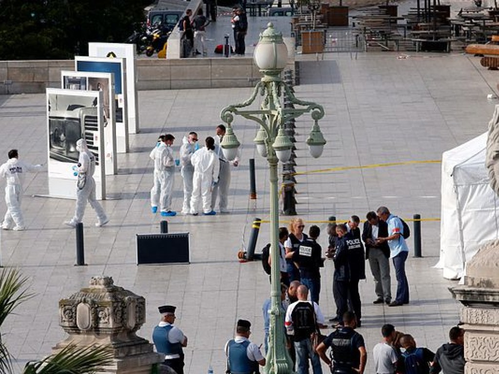 Накануне теракта в Марселе подозреваемого задерживали