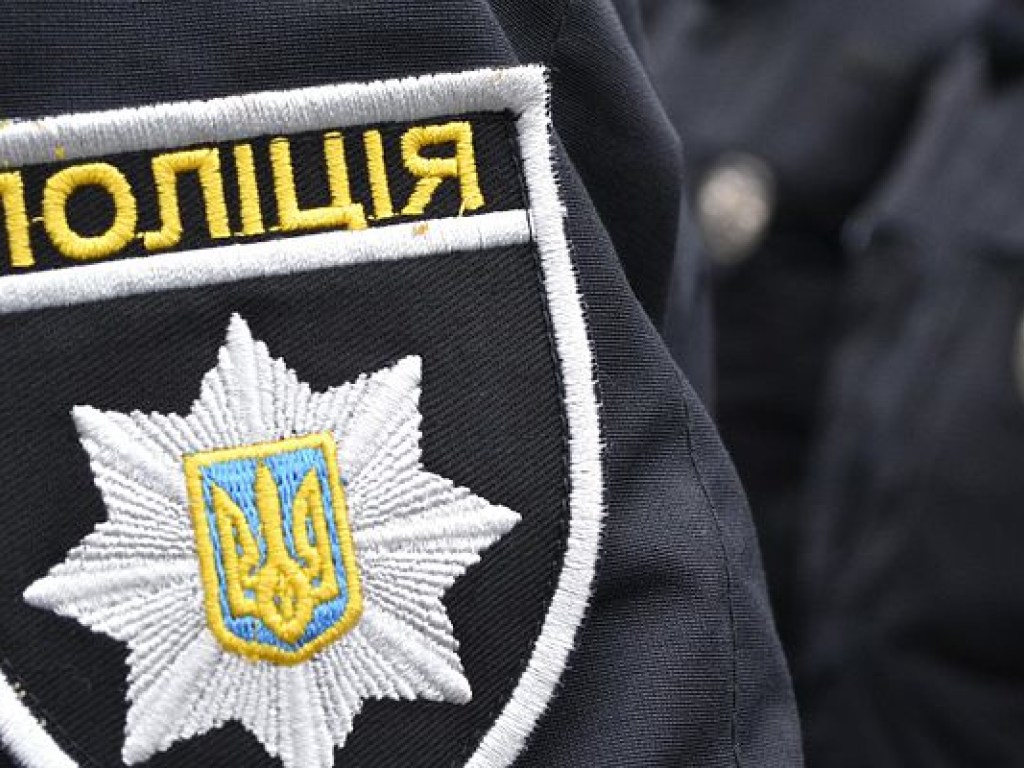 В Киеве задержали курьера на попытке доставить наркотики в Лукьяновское СИЗО (ФОТО)