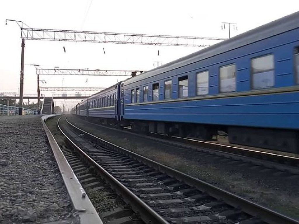 Пассажиры поезда Харьков-Одесса едва не окоченели в вагонах