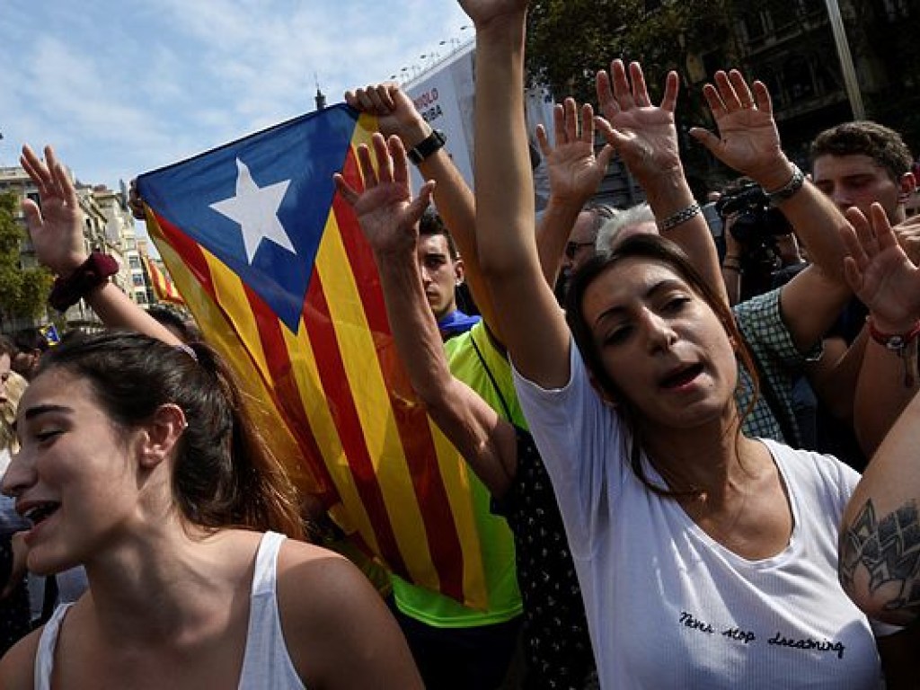 Парламент Каталонии рассмотрит вопрос о независимости 9 октября