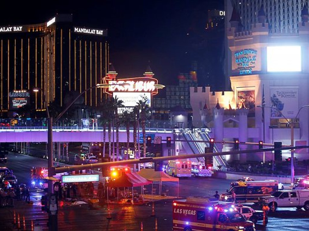 Стрельба в Лас-Вегасе: более 300 человек выписали из больниц