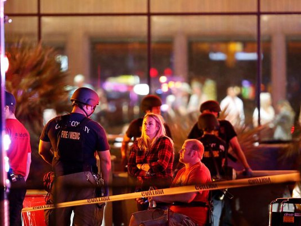 Трагедия в Лас-Вегасе: Стрелок готовил и другие атаки