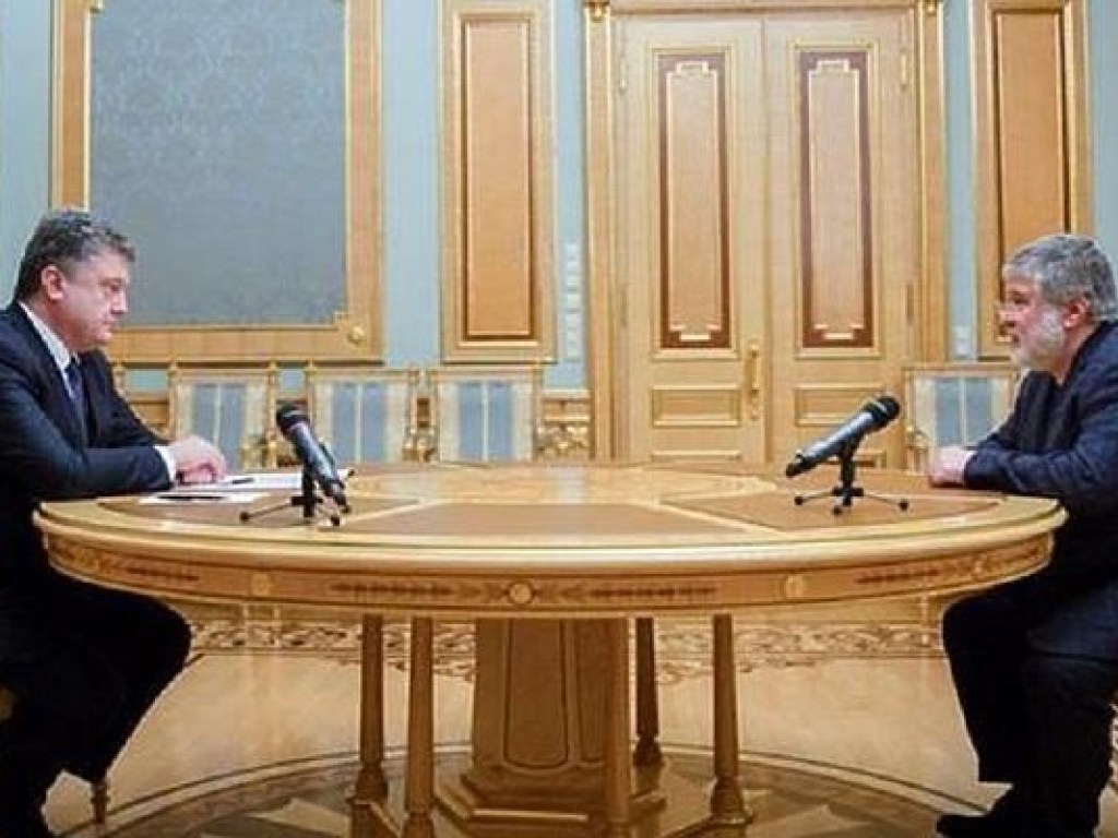 Происходит взаимный шантаж между командами Президента и Коломойского из-за страха перед американским истеблишментом – политолог