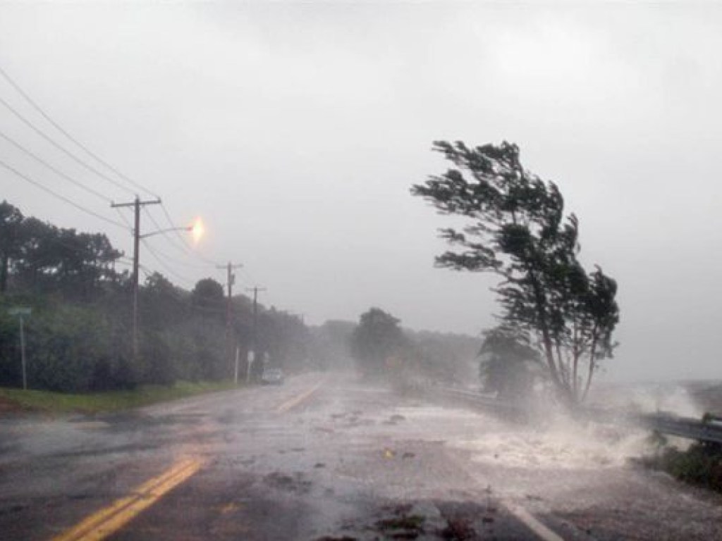 Ураган «Нейт» ударил по Миссисипи разрушительными ветрами и мощными дождями