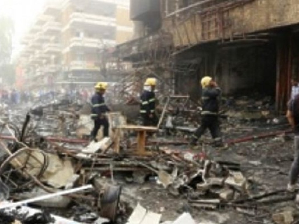 11 человек погибли в результате взрыва в иракском кафе