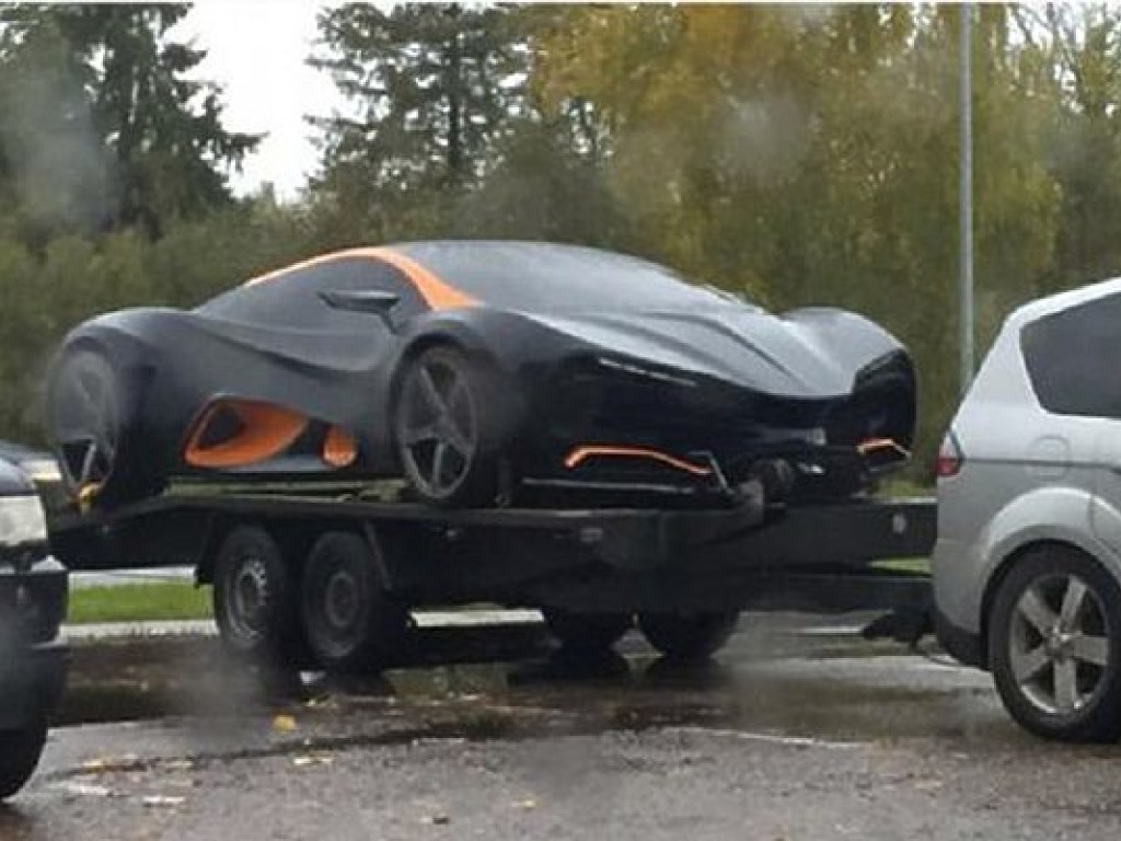 В Латвии на АЗС сделали фото украинского суперкара Himera Q за 700 тысяч евро (ФОТО)