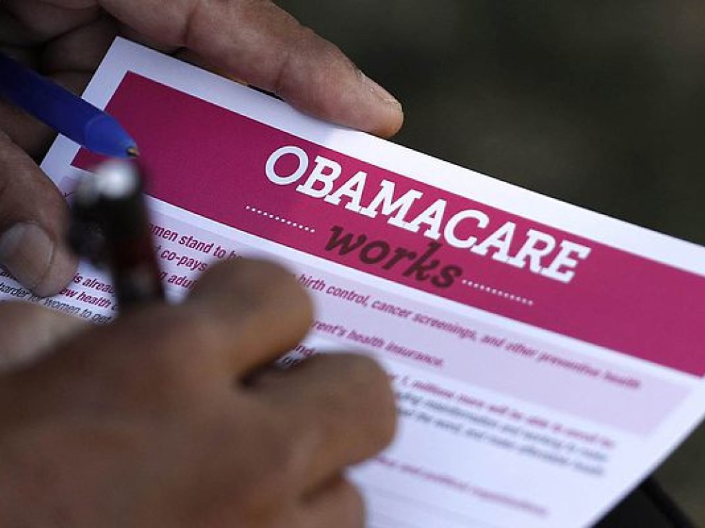 Трамп подписал указ об уменьшении влияния программы Obamacare