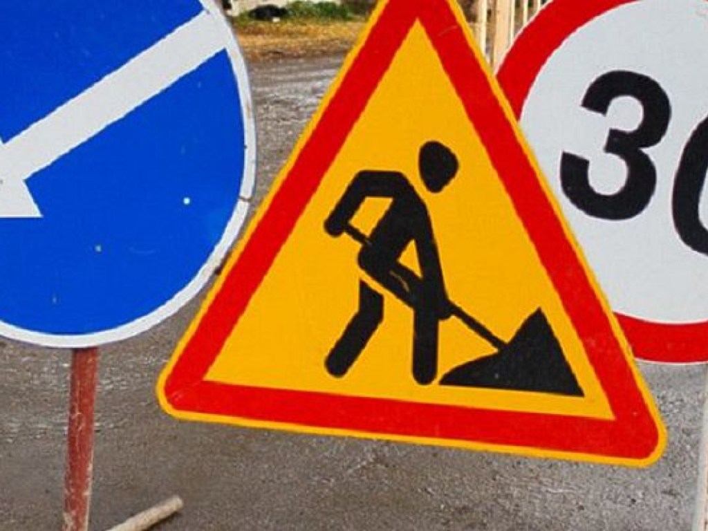 Водителей предупредили об аварийном состоянии дороги «Мариуполь-Запорожье» (ВИДЕО)