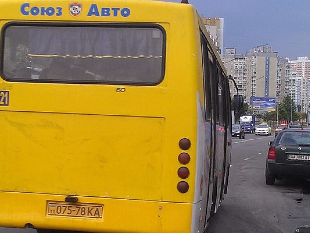 В Ровно уволились 150 водителей маршруток и уехали за границу
