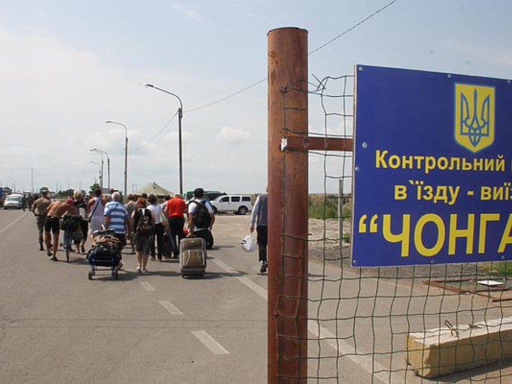 Более 180 иностранцев нарушили требования въезда на полуостров Крым – прокуратура