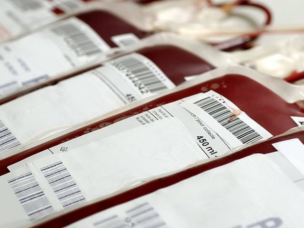 Медики назвали смертельную опасность переливания крови