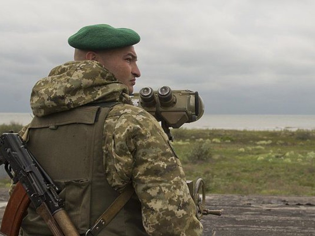 Украинские пограничники задержали 12 нарушителей на границе с РФ