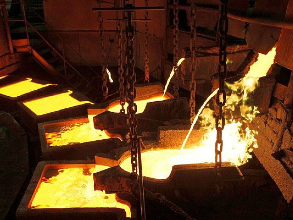 Украинские металлурги неконкурентоспособны из-за дефицита кокса и угля &#8212; экономист